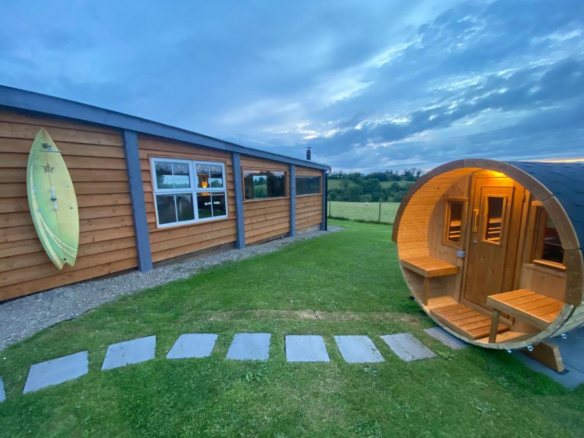 Sleeps 12 Hot Tub Sauna Cinema Pets Welcome Enniskillen Exterior foto
