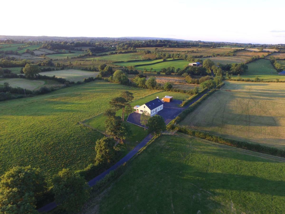 Sleeps 12 Hot Tub Sauna Cinema Pets Welcome Enniskillen Exterior foto