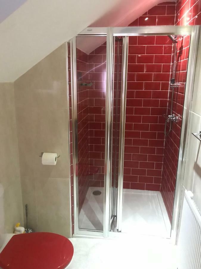 Sleeps 12 Hot Tub Sauna Cinema Pets Welcome Enniskillen Exterior foto