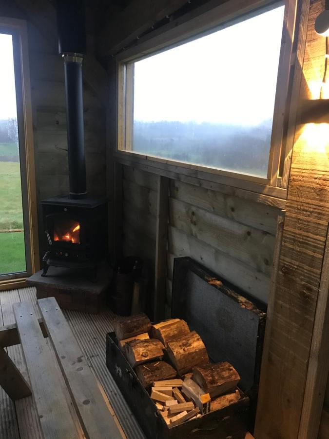 Sleeps 12 Hot Tub Sauna Cinema Pets Welcome Enniskillen Exterior foto